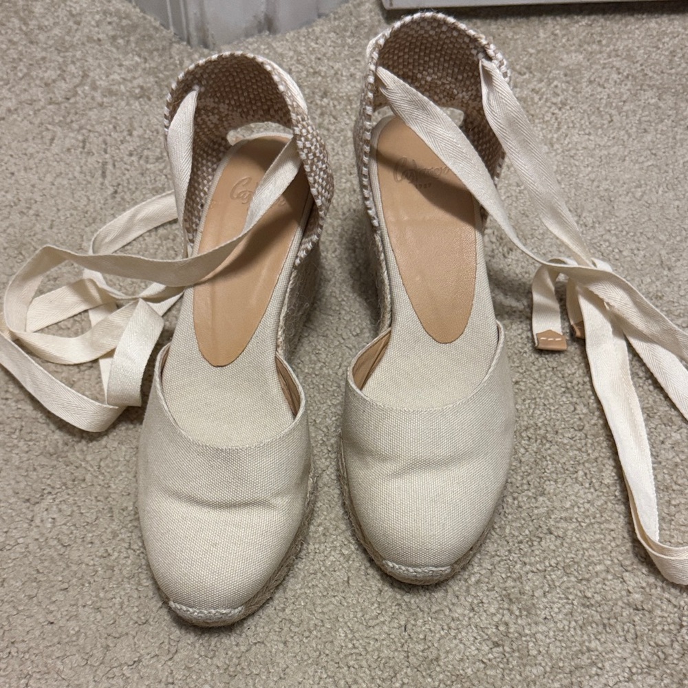 Castaner Cream Espadrille Wedges